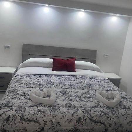 Villa Casa Regina à Naples Extérieur photo